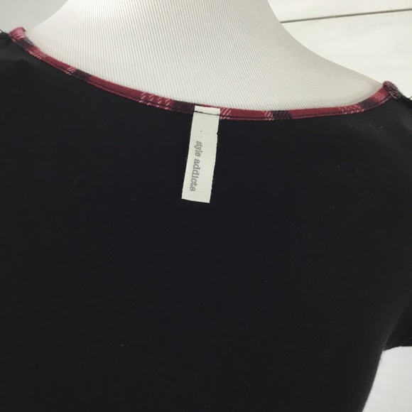 Style Addicts 3/4 sleeve black tunic with pockets - Picture 5 of 7